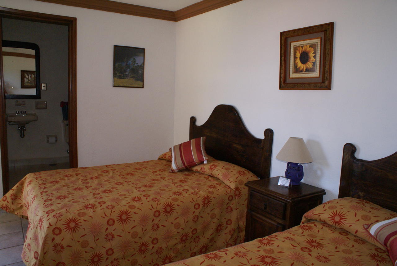 Hotel Los Sauces Villa Del Carbon Habitación foto